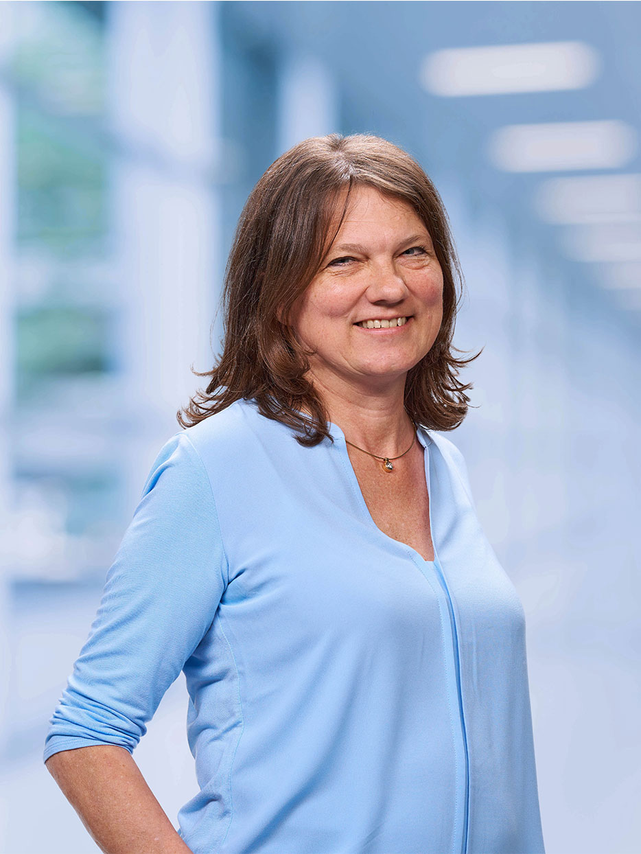 Anita Hausleithner VARIAS OG